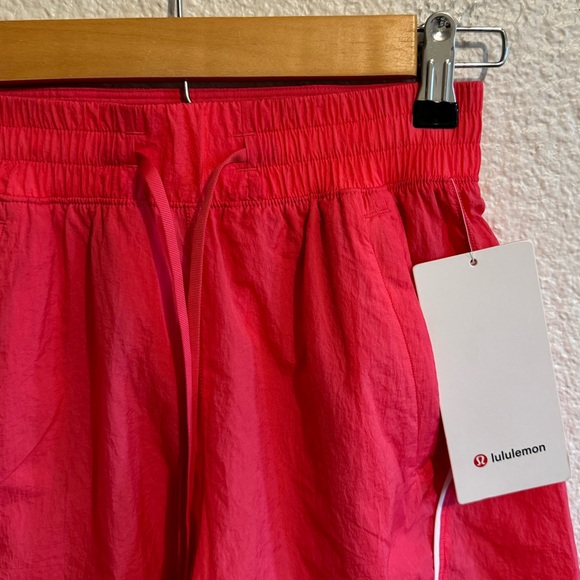 License To Train High Rise Lightweight Short 4" Glaze Pink Women’s Size 0 - Picture 6 of 11